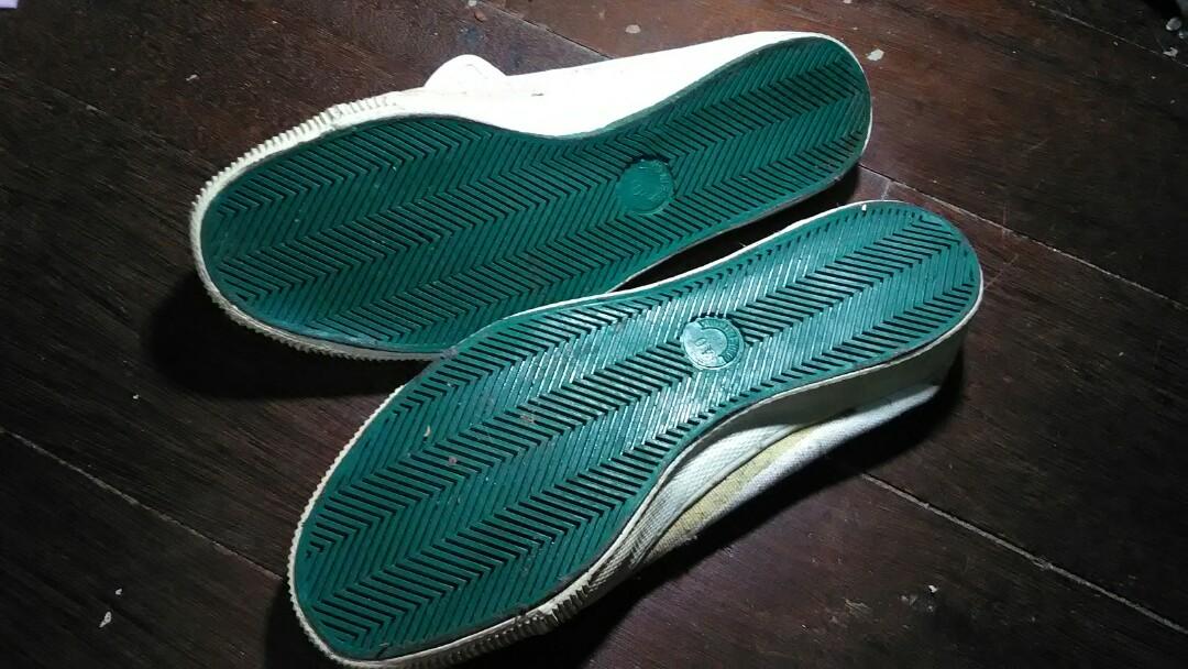 Dragonfly badminton shoes sales