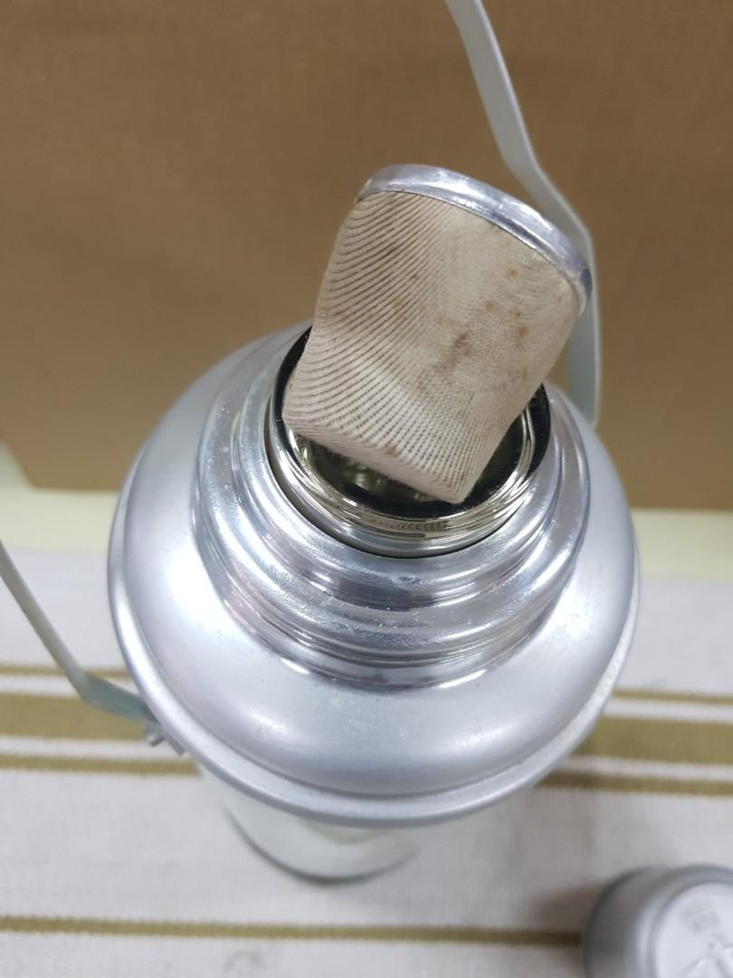 Vintage Thermos Flask Deer brand, Furniture & Home Living, Kitchenware & Tableware, Water