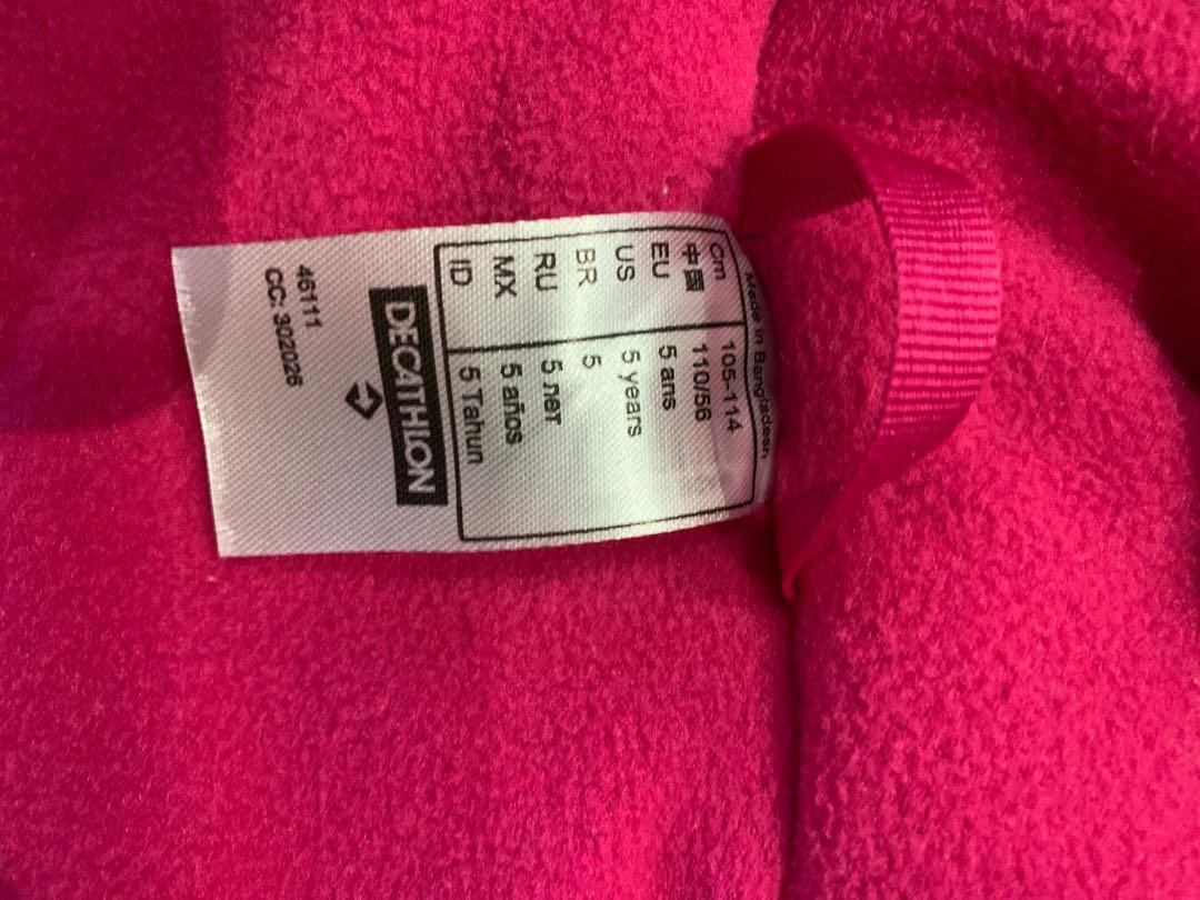 Winter Jacket (Category: Babies & Kids Fashion) located in Singapore. Submitted by daffloy (Listing ID 267764765, Image 2). Description: Bought from decathalon at $45 and used for only one holiday recently. Kept my 5yo warm even in minus degree with layering of course :) Condition like brand new .