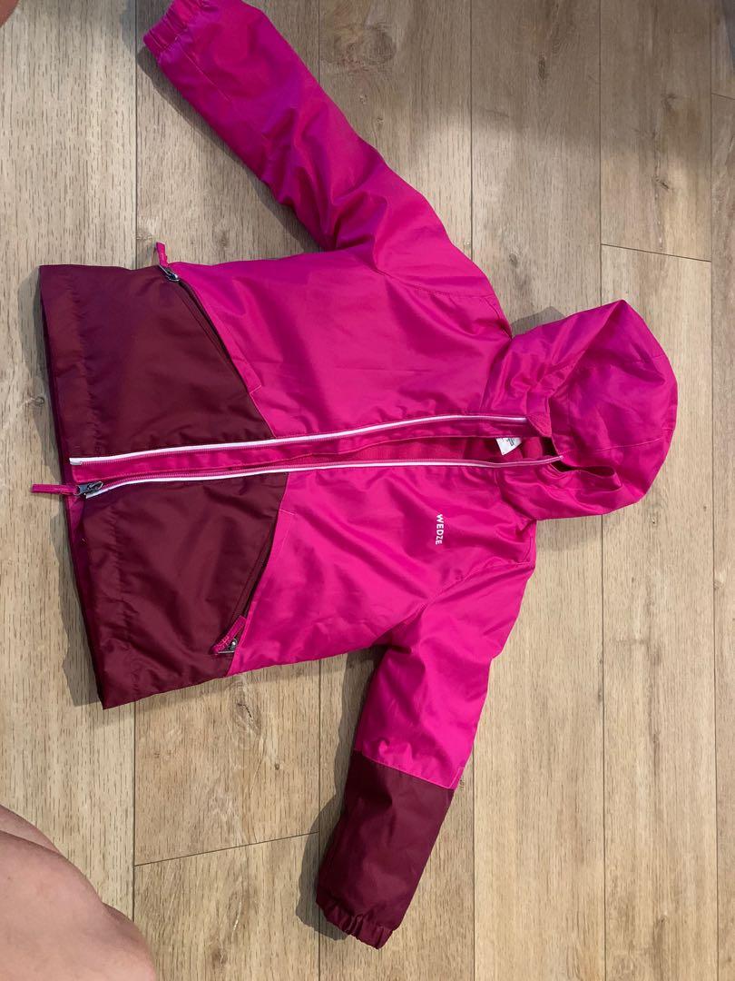 Winter Jacket (Category: Babies & Kids Fashion) located in Singapore. Submitted by daffloy (Listing ID 267764765, Image 1). Description: Bought from decathalon at $45 and used for only one holiday recently. Kept my 5yo warm even in minus degree with layering of course :) Condition like brand new .