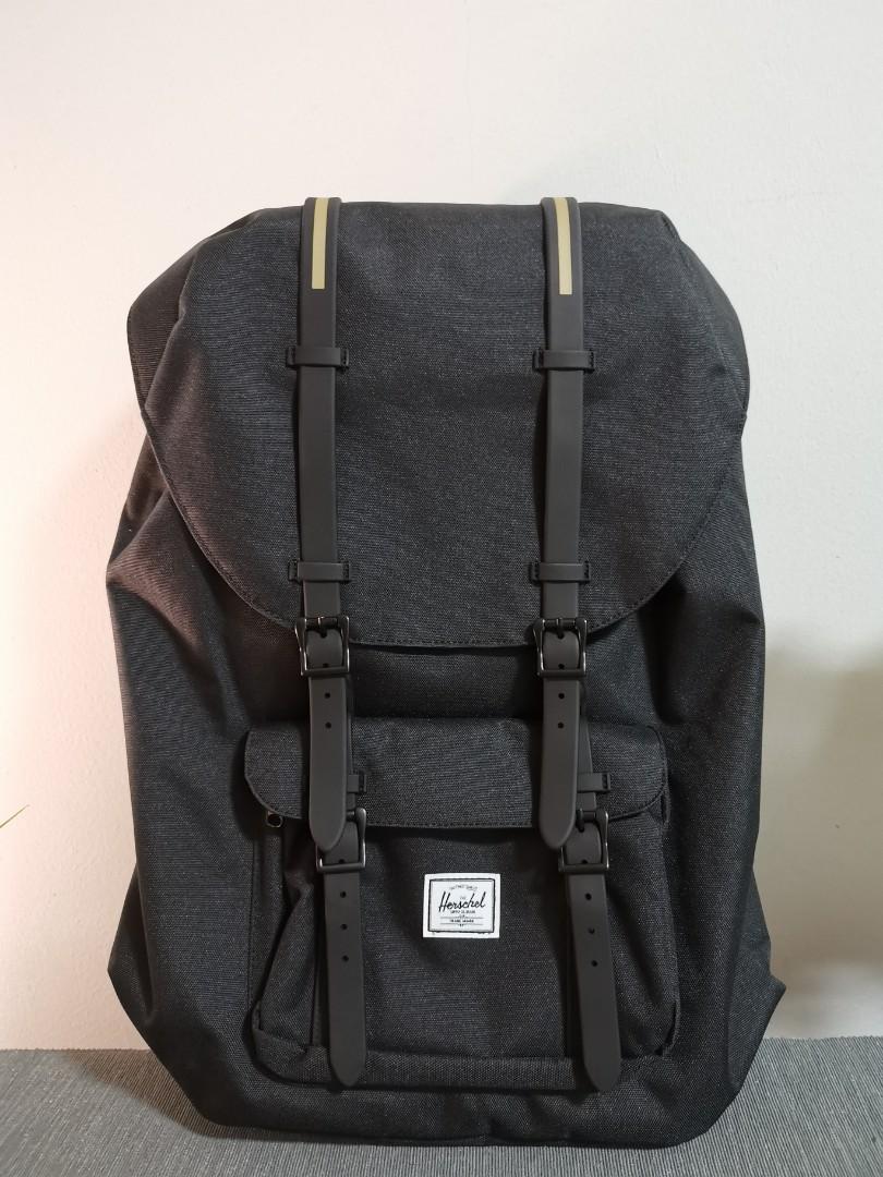 Herschel backpack black and gold hot sale