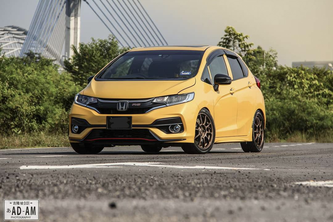 Honda Jazz Gk Facelift Rs Bodykit Car Accessories Accessories On Carousell Honda Jazz Gk Facelift Rs Bodykit Car Accessories Accessories On Carousell