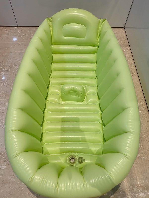 Inflatable tub, Babies & Kids, Bathing & Changing, Bathtub & Bath