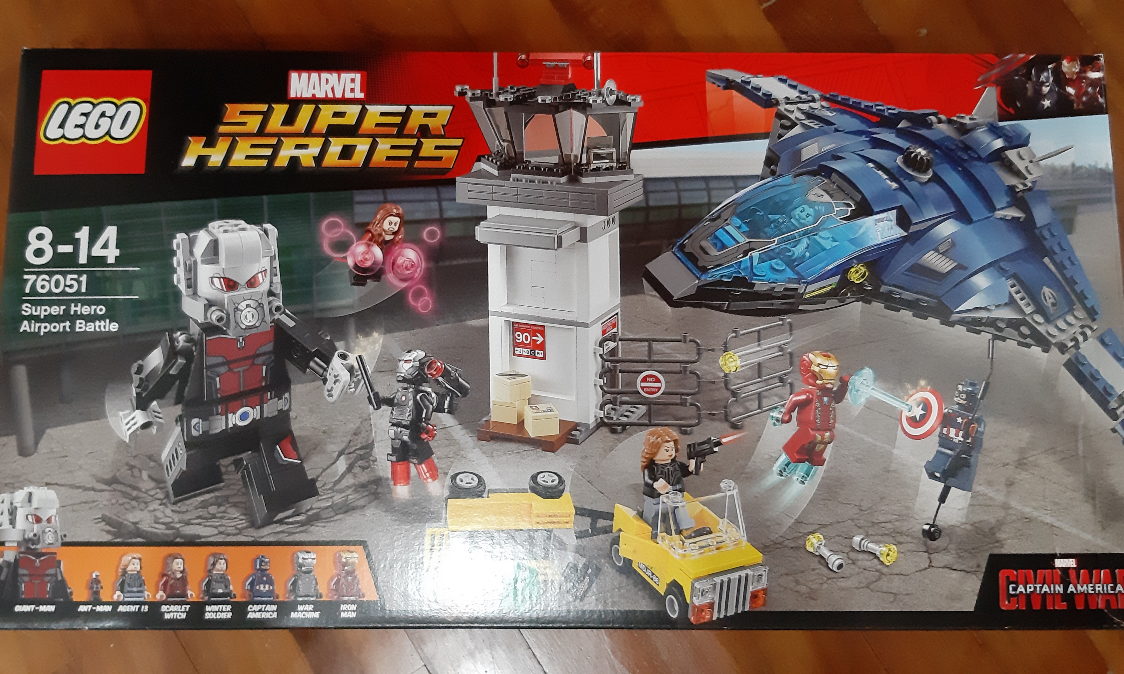 super hero airport battle