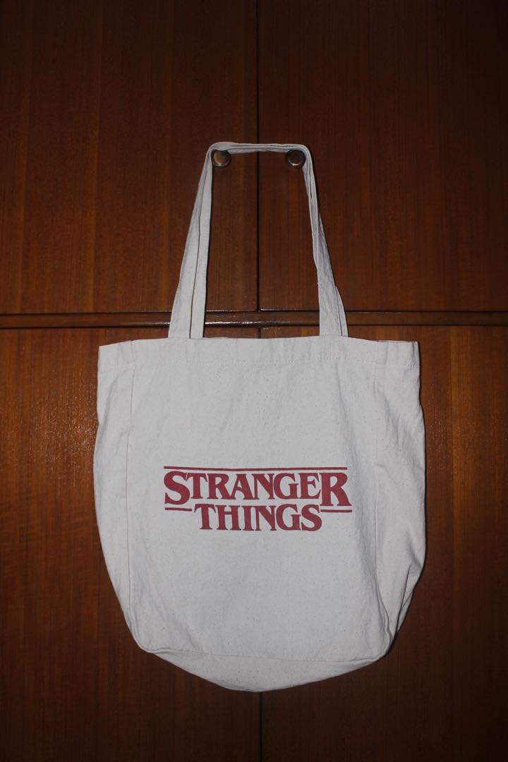 Tote bag stranger things pull and bear online