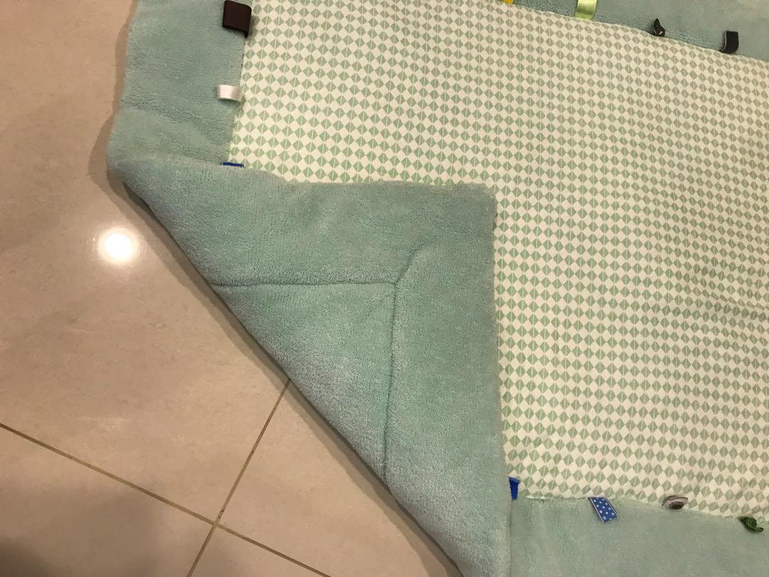 Snoozebaby playmat top
