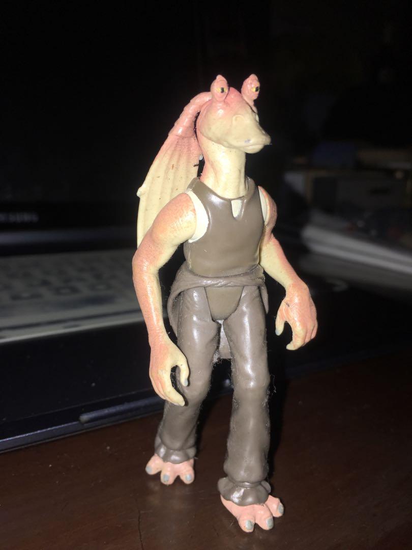 STAR WARS JAR JAR BINKS (Category: Figurines & Statues) located in Makati City. Submitted by tudortiger2000 (Listing ID 268010339, Image 2). Description: Star Wars The Phantom Menace 3.75 ", 1:18 scale Toy is mint no issues 5 POA Please message me here at Carousell or text me at 0916-6571801 for any questions. Thank you and happy Carouselling! .