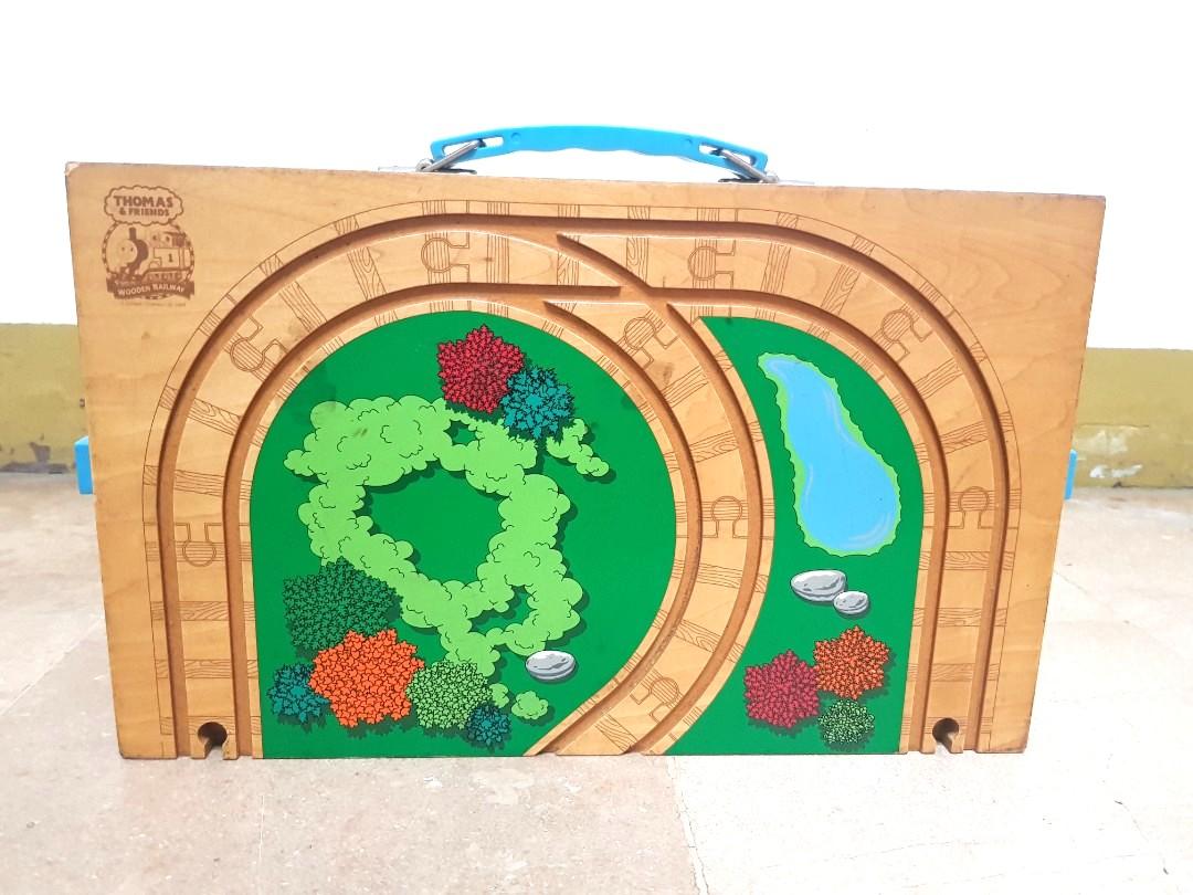 Thomas & Friends Wooden Railways Play Go Carry Case, Hobbies & Toys