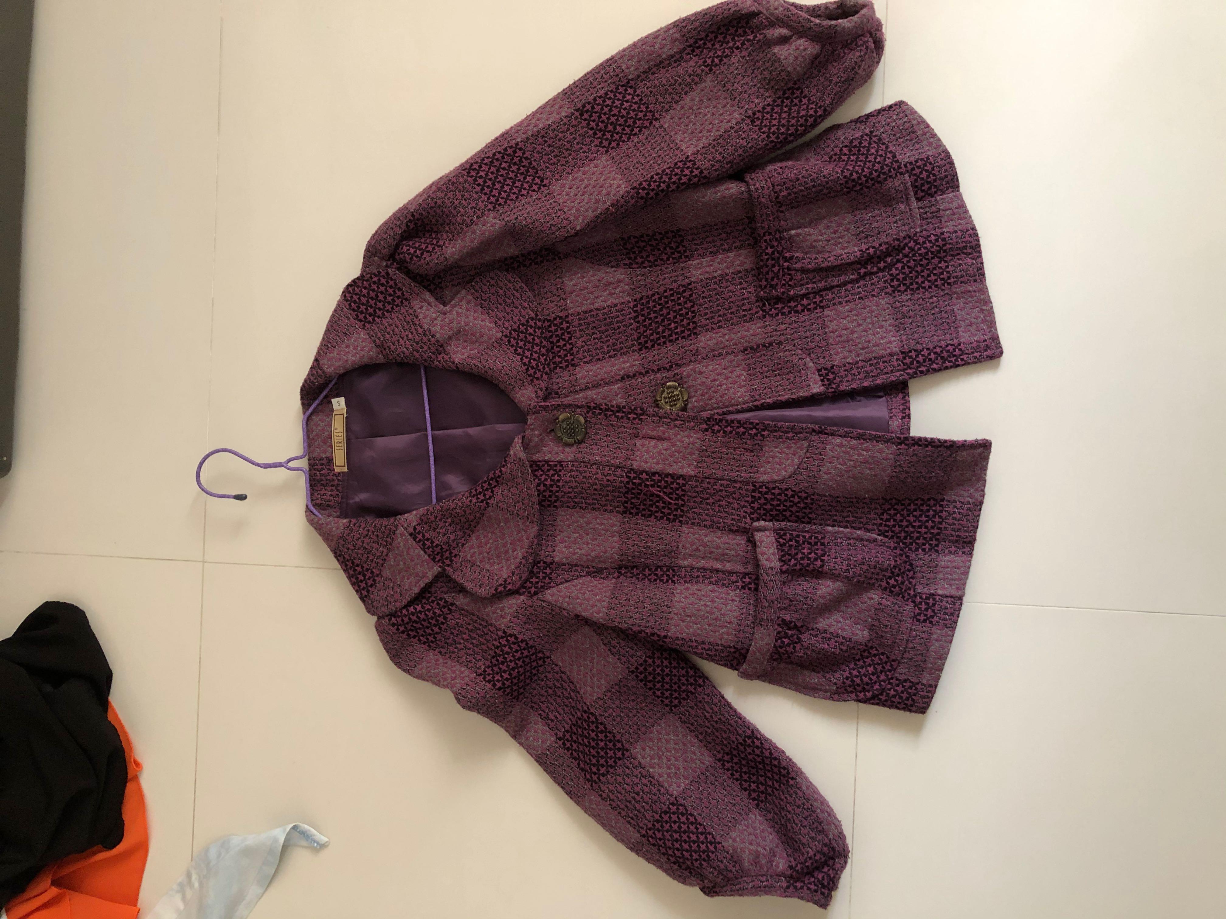 Work jacket (Category: Coats, Jackets and Outerwear) located in Singapore. Submitted by canfield (Listing ID 267920792, Image 1). Description: Bought for $60. .