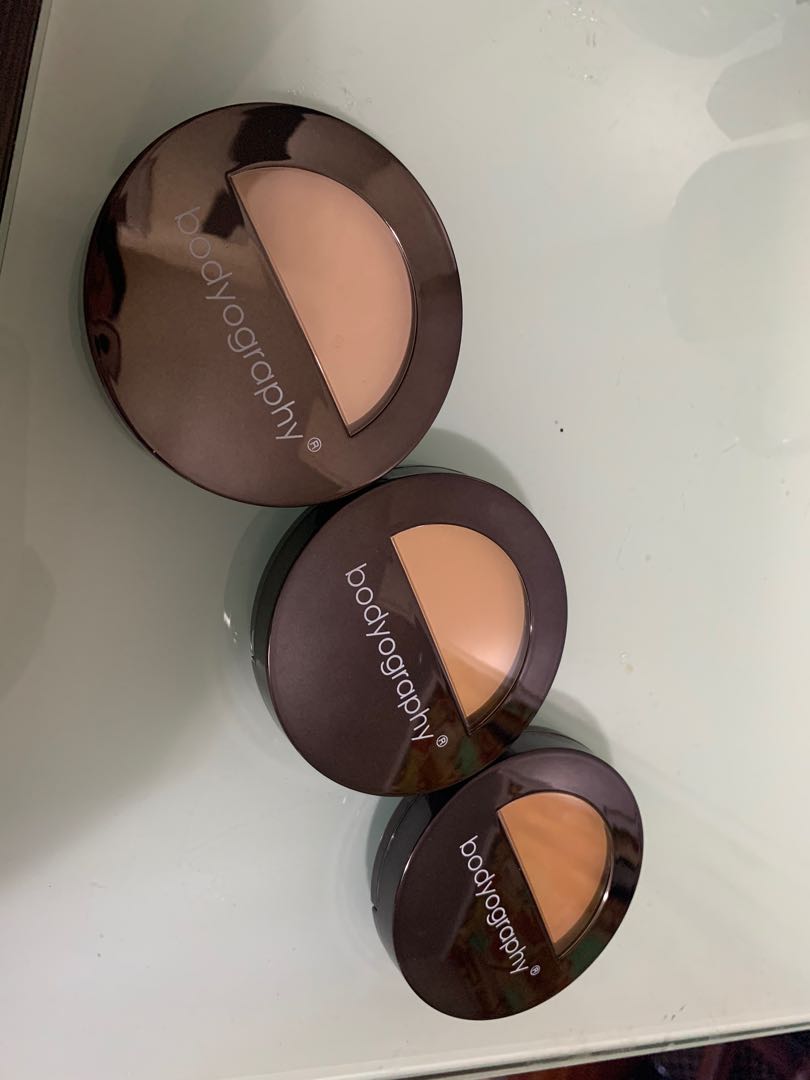 bodyography silk cream compact foundation