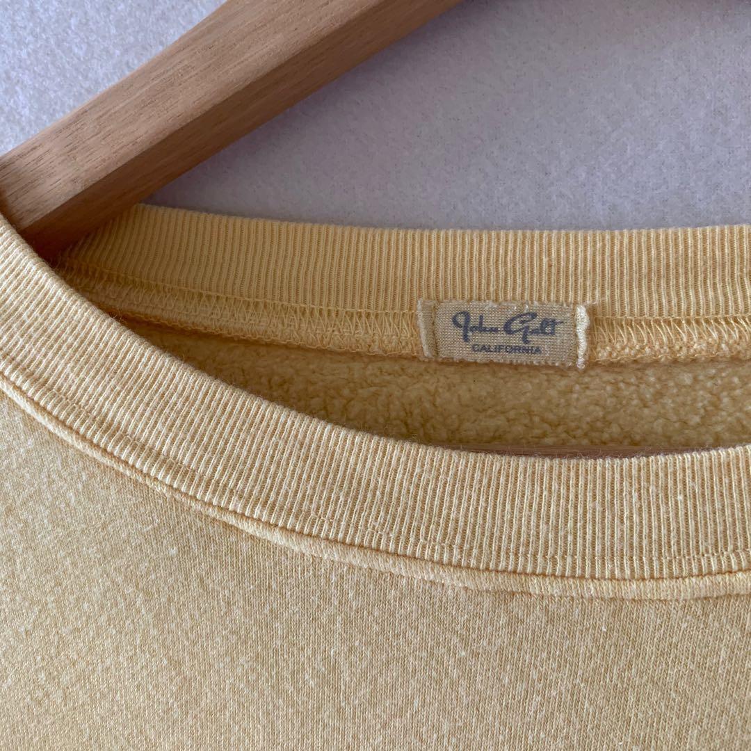 Brandy melville cheap erica honey sweatshirt