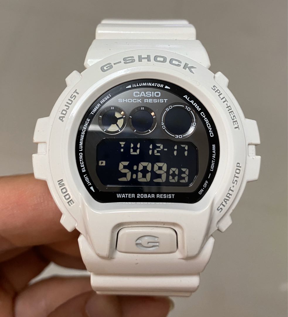 Casio G shock DW6900NB-7 Eminem, Mobile Phones & Gadgets, Wearables ...