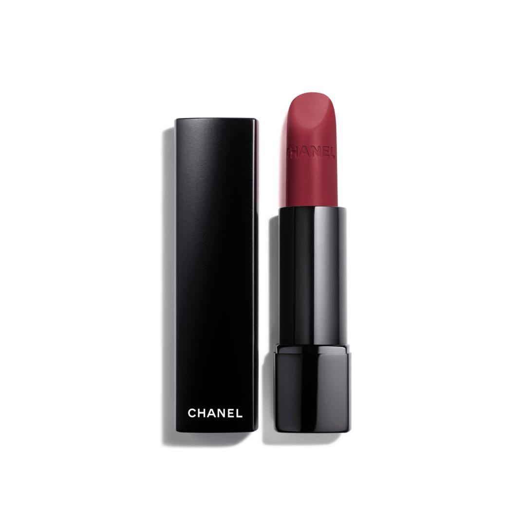 Chanel 極緻啞光柔滑唇膏顏色：酒櫻桃色Chanel rouge allure velvet extrême color:ROUGE  OBSCUR, 美容＆個人護理, 健康及美容- 皮膚護理, 化妝品- Carousell