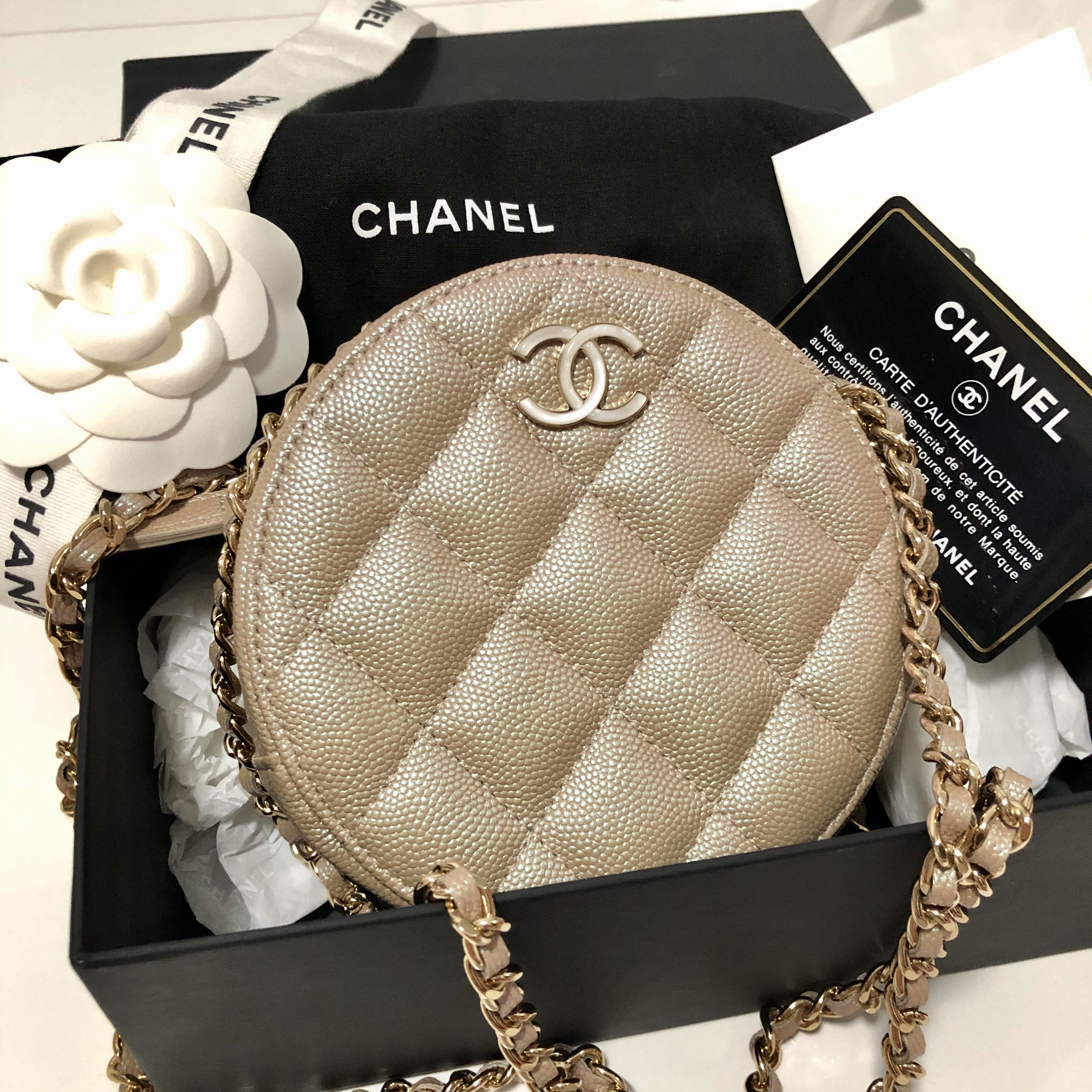 Chanel Round Clutch with Chain !! Price Drop!!, Luxury, Bags & Wallets on  Carousell