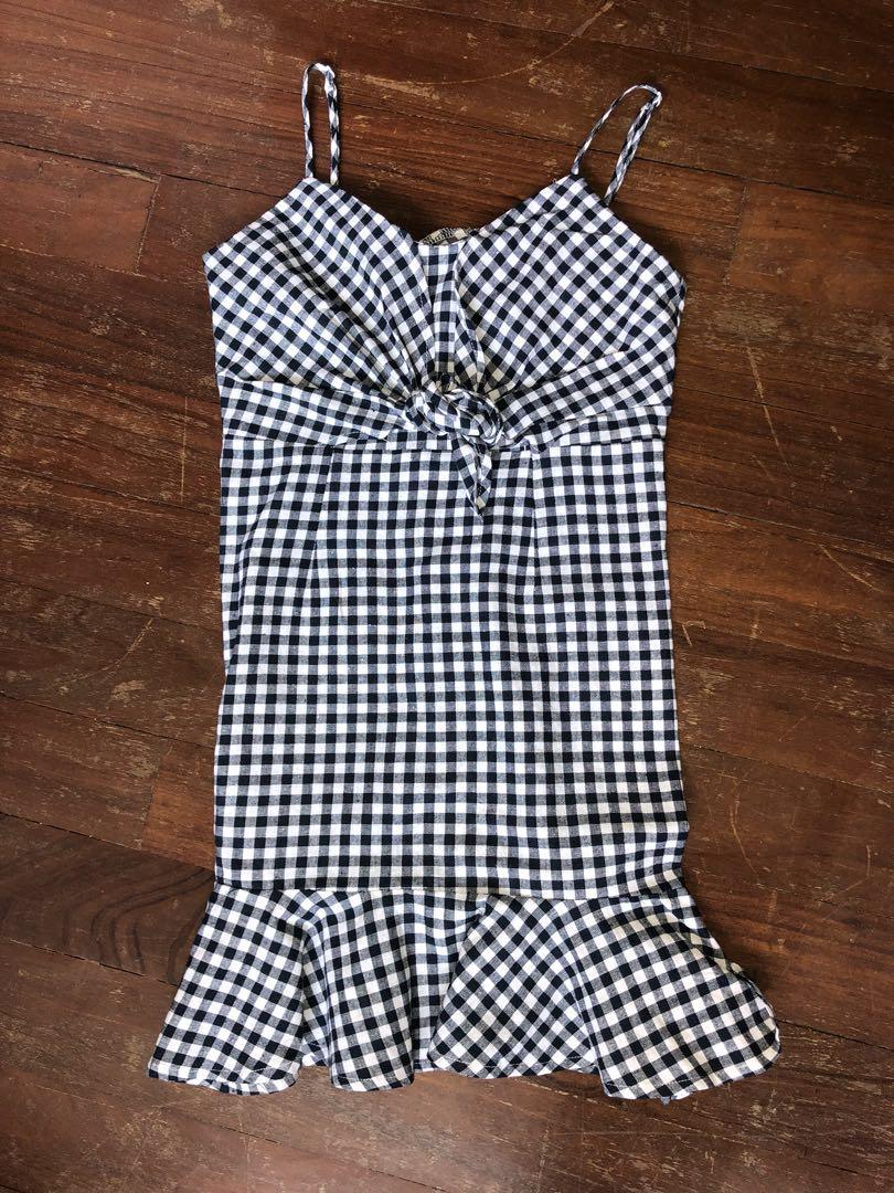 Gingham tie front dress Women s Fashion Dresses Sets Dresses