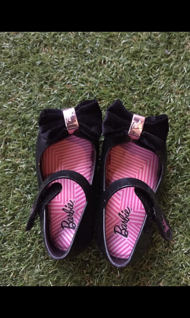 grendene barbie shoes