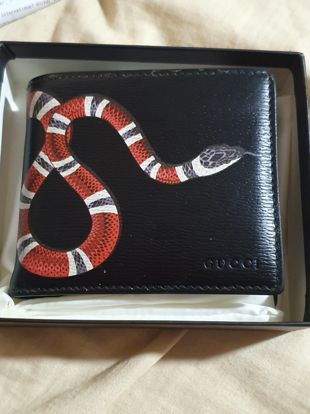 Gucci black leather deals snake wallet