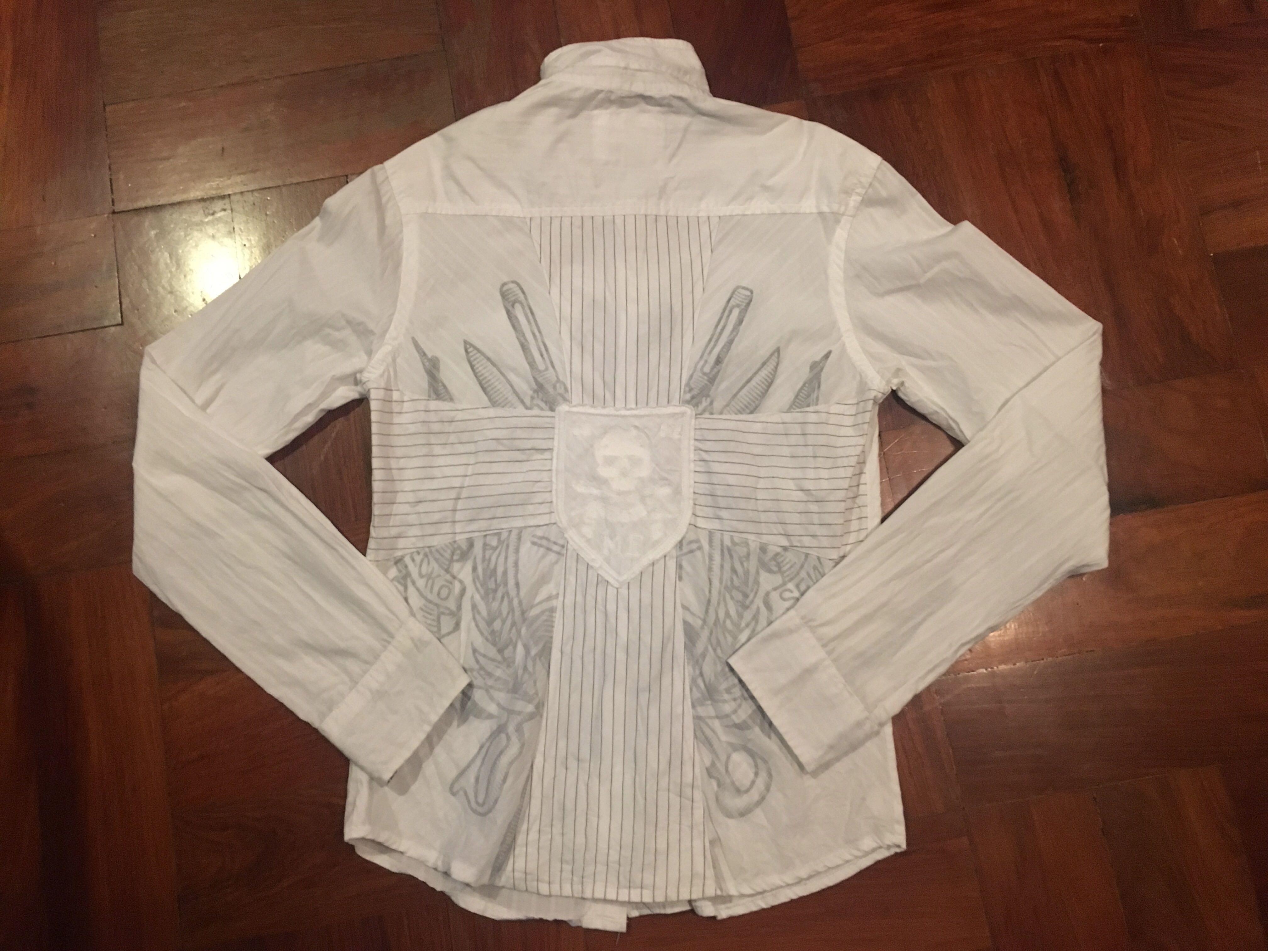 Marc ecko ragged white polo for him (Category: Formal Shirts) located in Manila. Submitted by treasure_dept (Listing ID 268148271, Image 3). Description: .