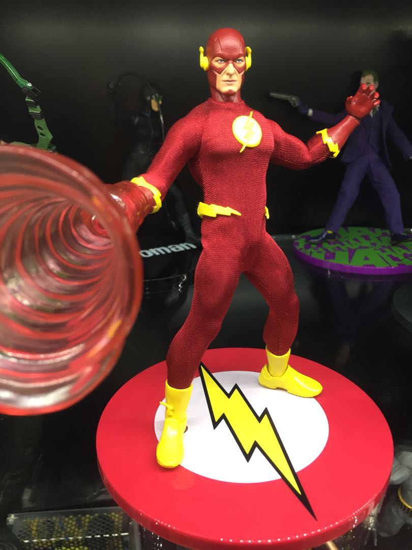 Mezco flash deals