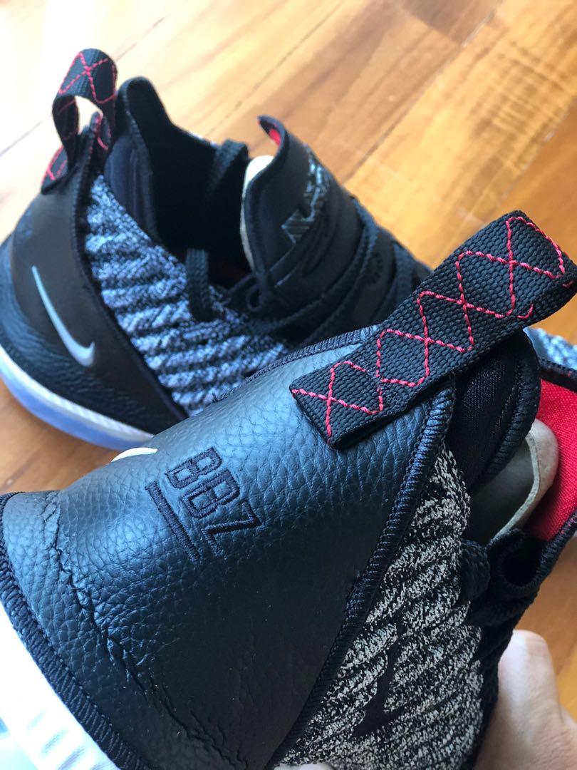 Lebron 16 330 online