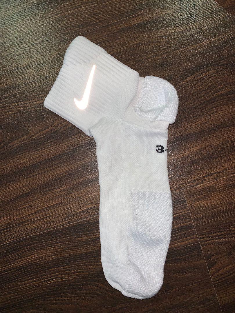nike reflective socks