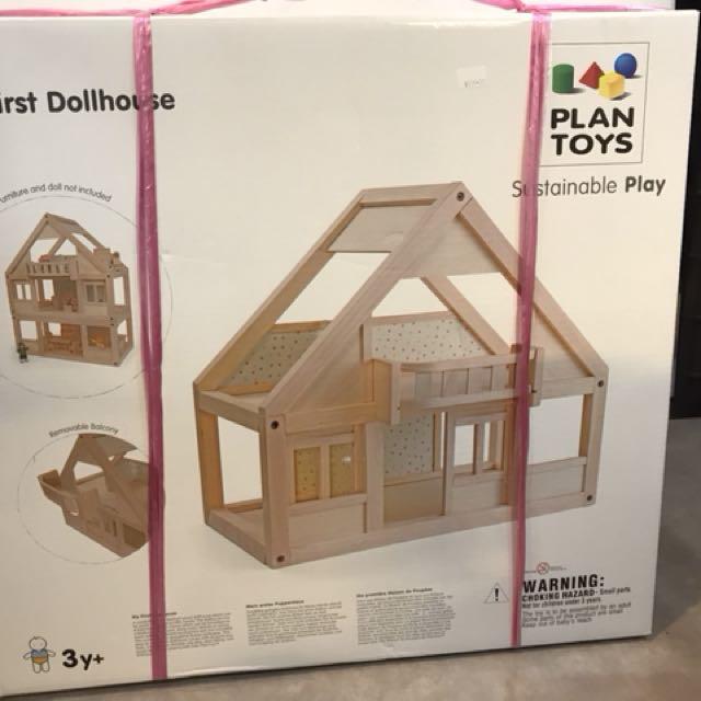 plan toys my first dollhouse