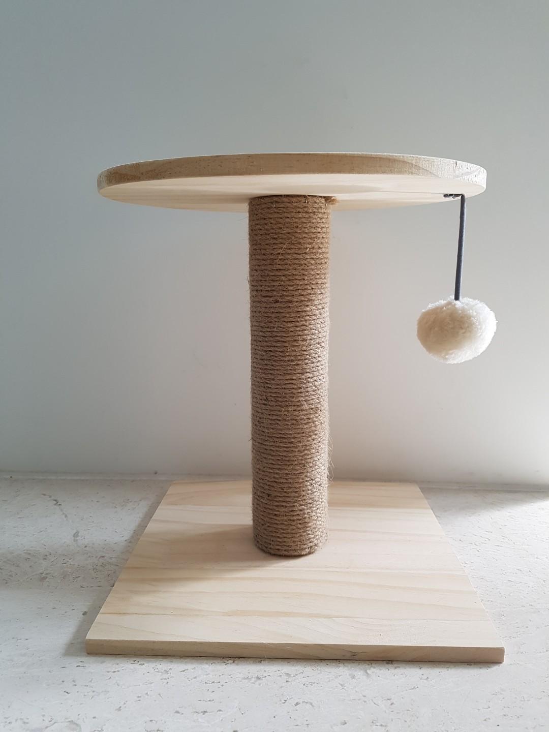 Solid wood cat scratching post, Pet Supplies, Homes & Other Pet