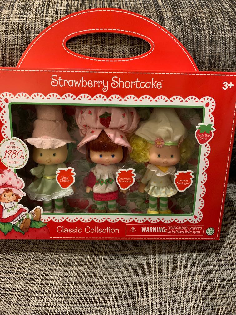 Strawberry shortcake classic doll set new arrivals