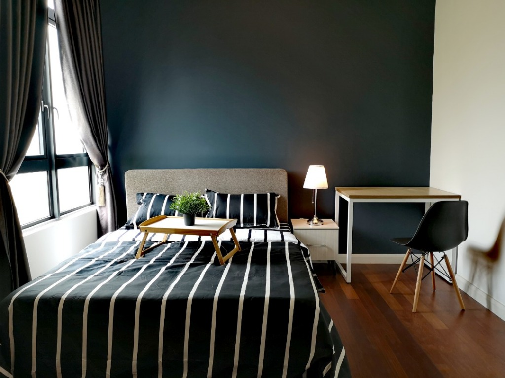 TOP ROOM Junior Master Room The Vyne Residence Sungai Besi Near LRT