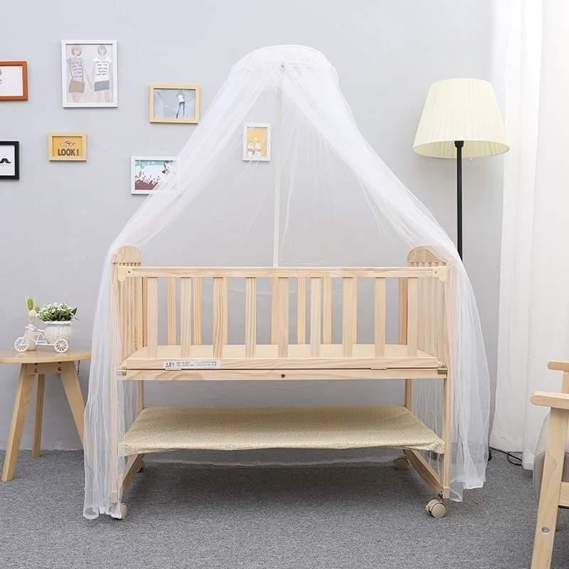 baby cot and cradle