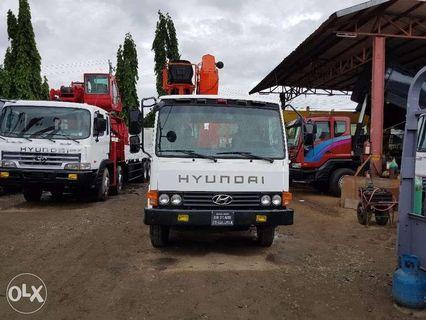 Self Loader, Boom Truck Rentals, Closed Van, Tractor Head, Forklift