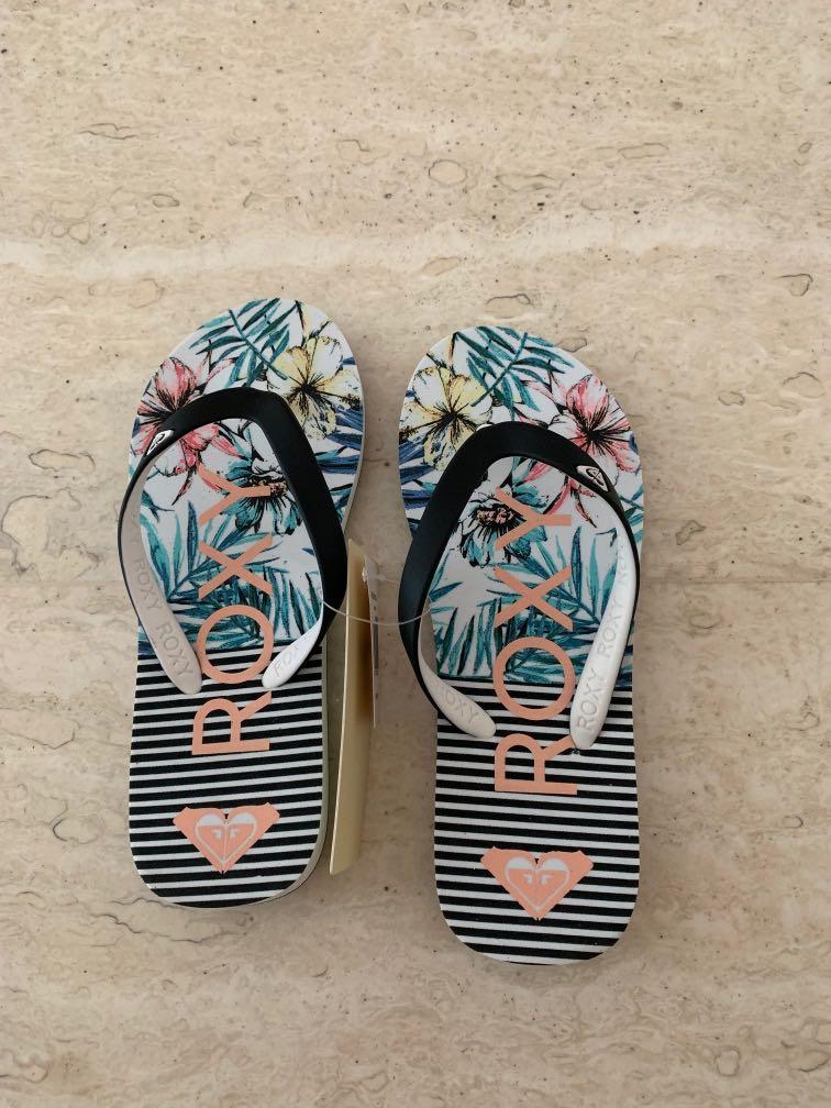 roxy kids flip flops