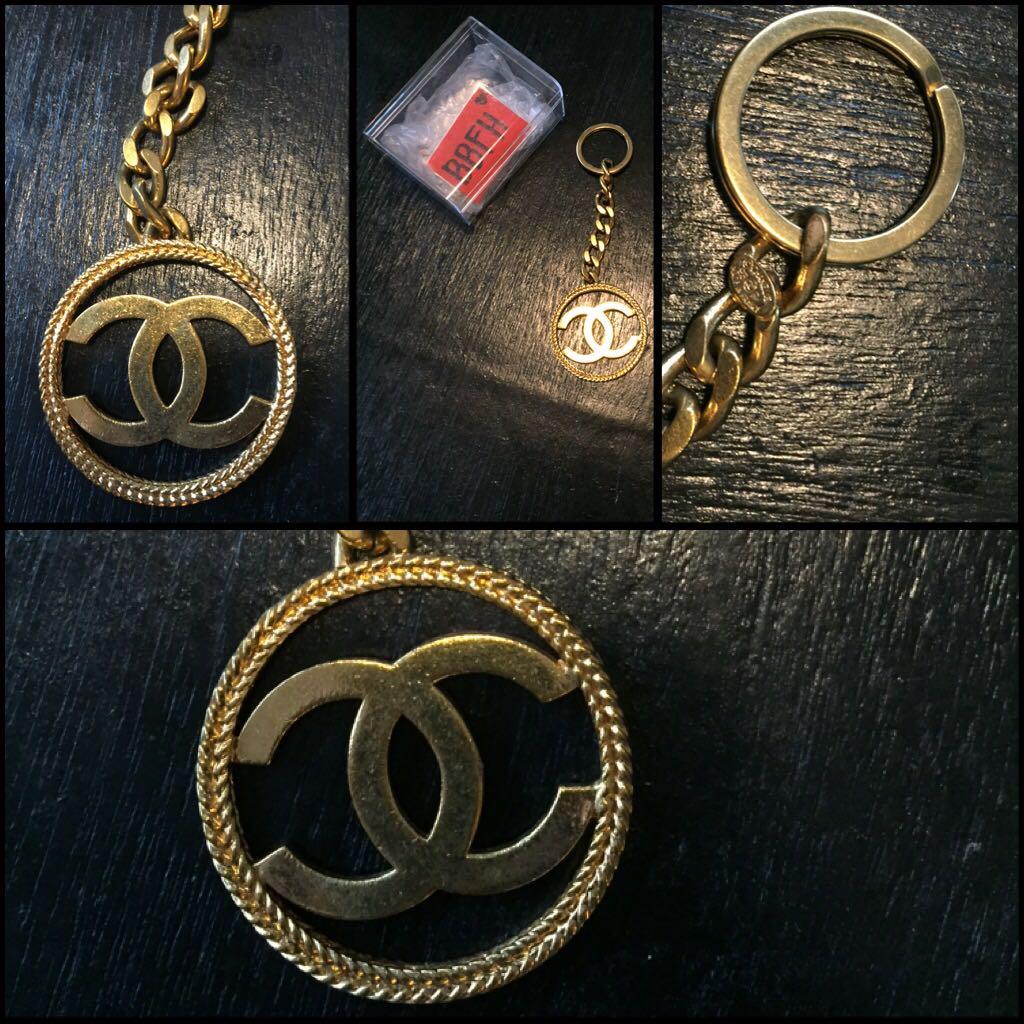 Chanel CC Chunk Logo Key Chain Gold, Luxury, Accessories on Carousell