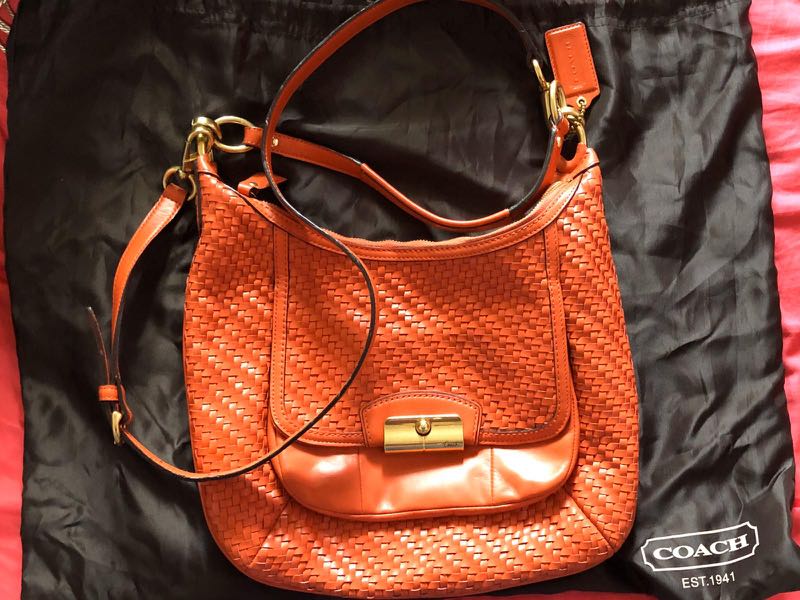 Coach Handbag, Women's Fashion, Bags & Wallets, Tote Bags on Carousell