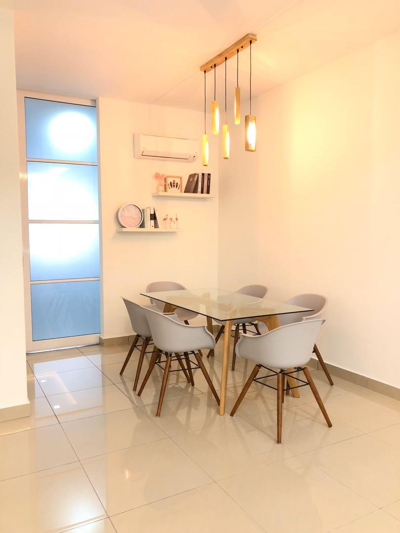 Dining Table Set (Category: Chairs) located in Seremban. Submitted by stephy0309 (Listing ID 268314212, Image 2). Description: -Dining table set (6seats) -Trendy design with glass table -Condition like new -Have to provide own transport to pick up -Pick up at seremban area (nearby S2 Tesco) .