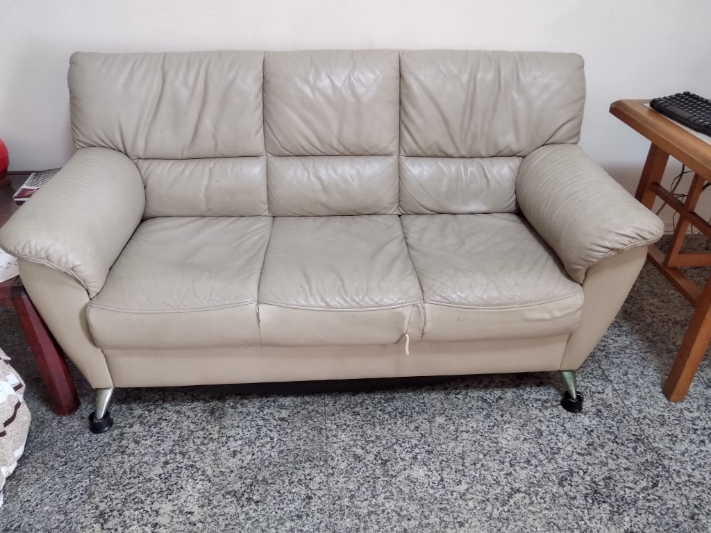 Free Sofa 3 seater. Easy to collect, no stairs to climb. , Furniture