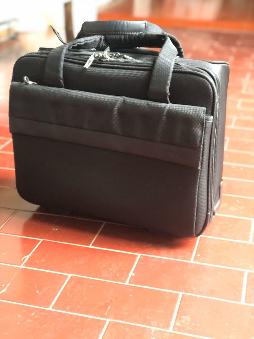 Lojel pilot case outlet