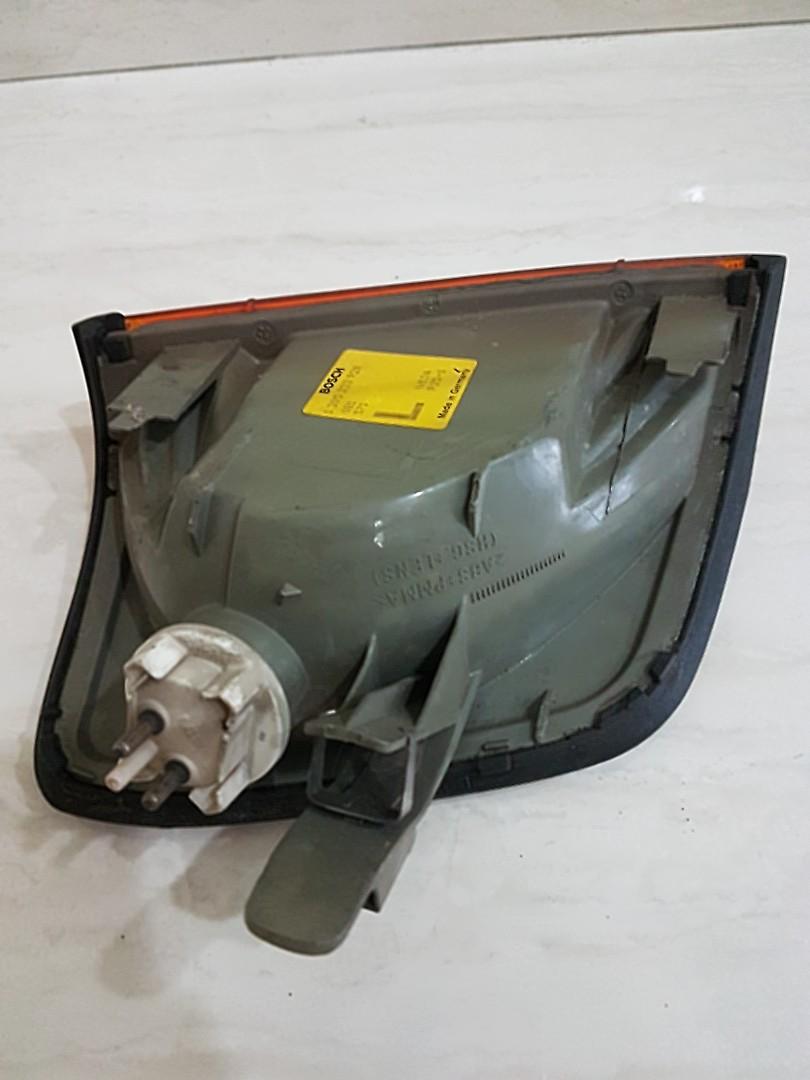 Original Bosch W124 Mercedez Left Turn Signal Amber Lamp, Auto