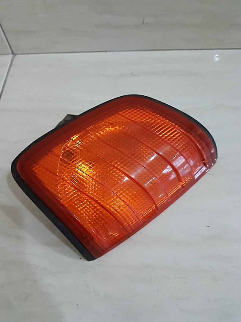 Original Bosch W124 Mercedez Left Turn Signal Amber Lamp, Auto