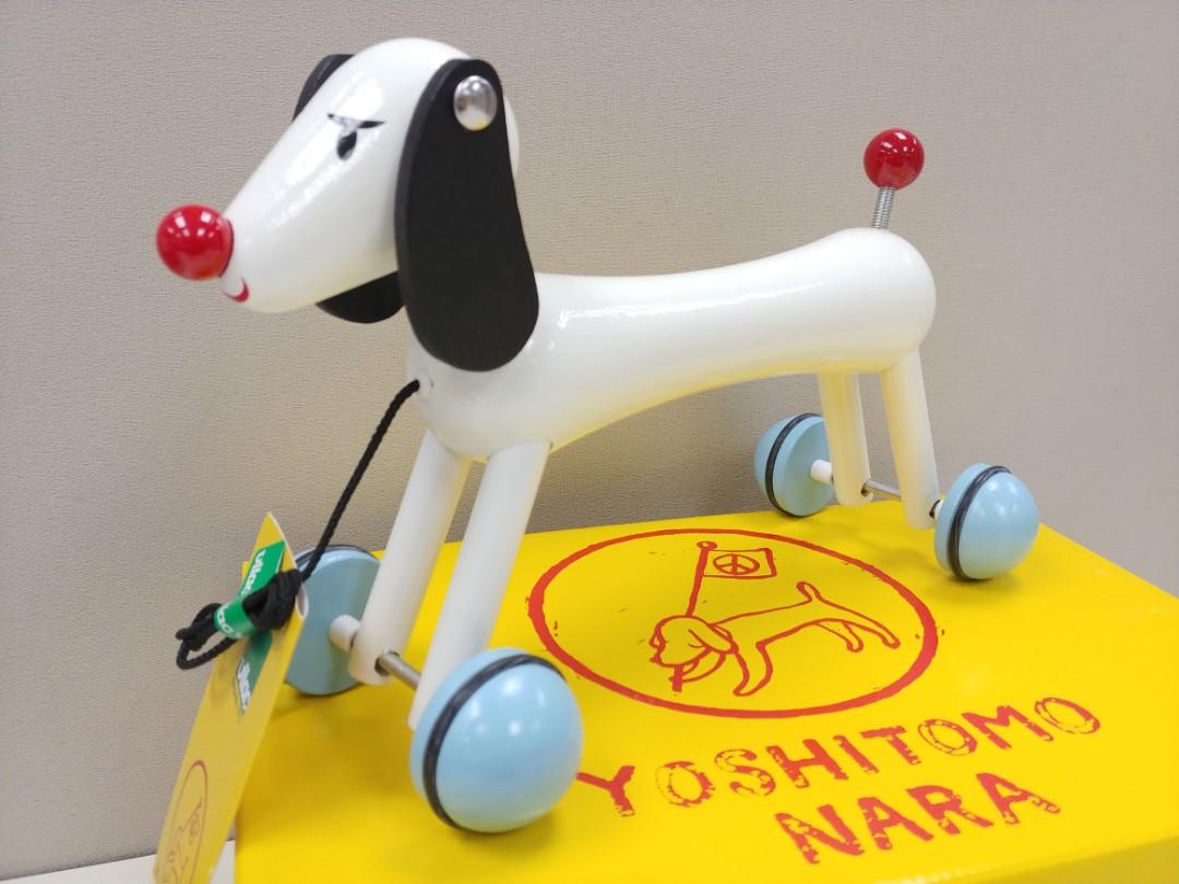 Yoshitomo Nara 奈良美智Wooden Sweet Dog by Vilac Artist Toy, 興趣 