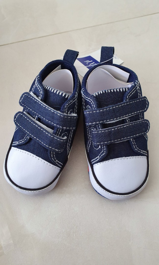 Gap discount baby shoes