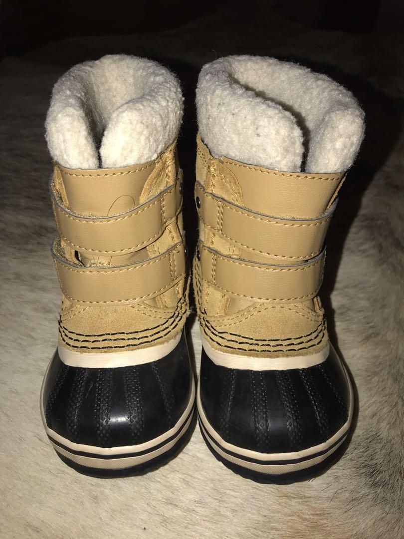 sorel baby boots
