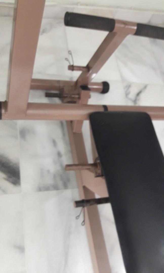 Jake Exercise machine (Category: Cardio & Fitness Machines) located in Kuala Lumpur. Submitted by ronnielim2u (Listing ID 268435313, Image 3). Description: Jake exercise machine bought for RM799. Strong frame. New bands needed. Selling cheap for RM90..
