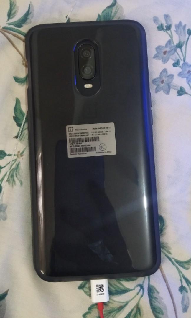 OnePlus 6T - Lady Owned (Category: Android Others) located in Mandaluyong City. Submitted by laceddistrictph (Listing ID 268372682, Image 2). Description: OnePlus 6T.. Good front camera for selfies. Back camera also has a good quality even when zoomed..not too pixelated. Has nightscape capability for taking pictures at dawn or at night. Sure buyers please.. RFS :. Got me self another phone. Processor: Snapdragon845 Storage: 8GB RAM + 128GB ROM Ca