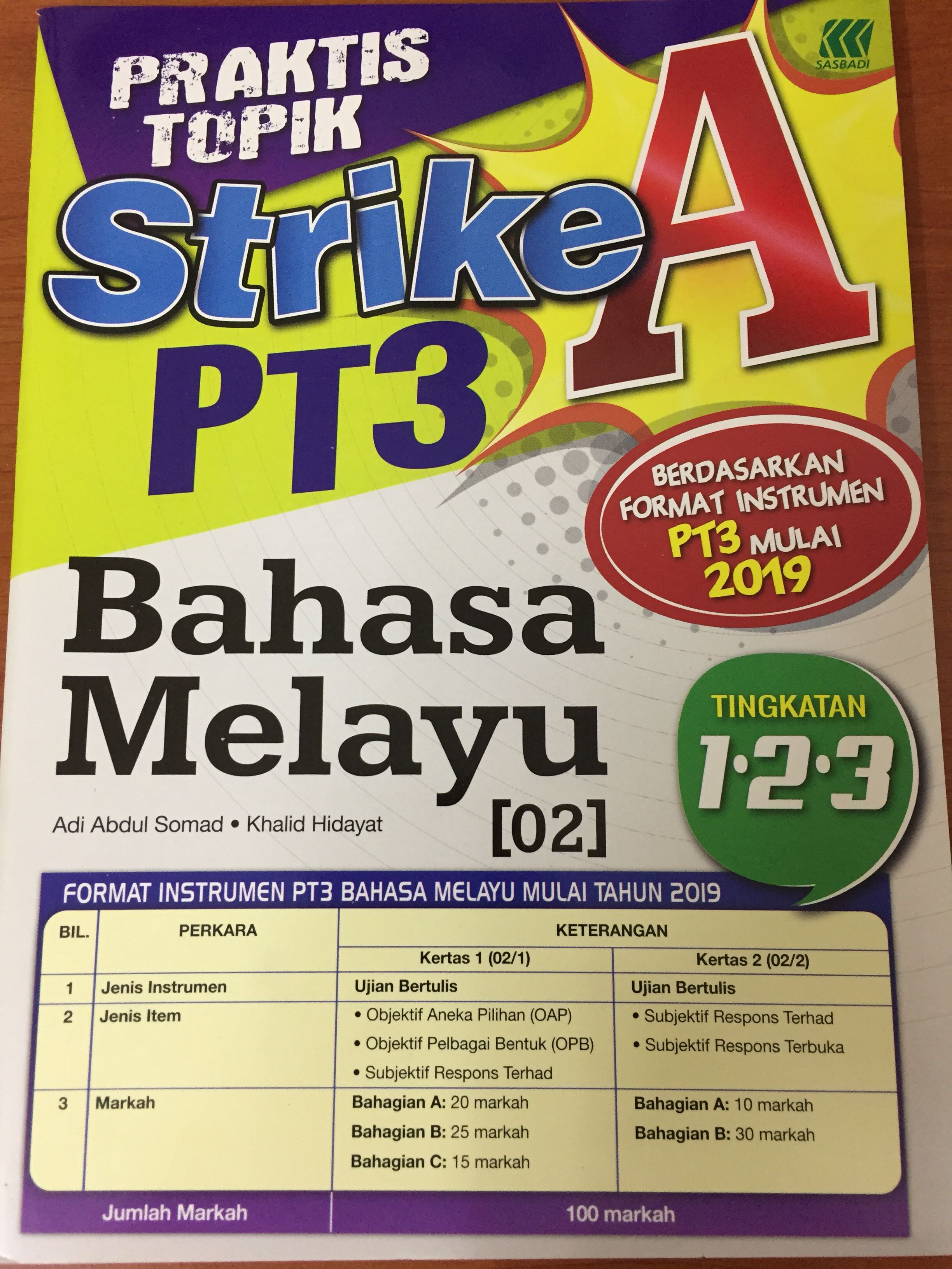 Praktis Topik Strike A Pt3 Bahasa Melayu Tingkatan 2019 Books Stationery Books On Carousell
