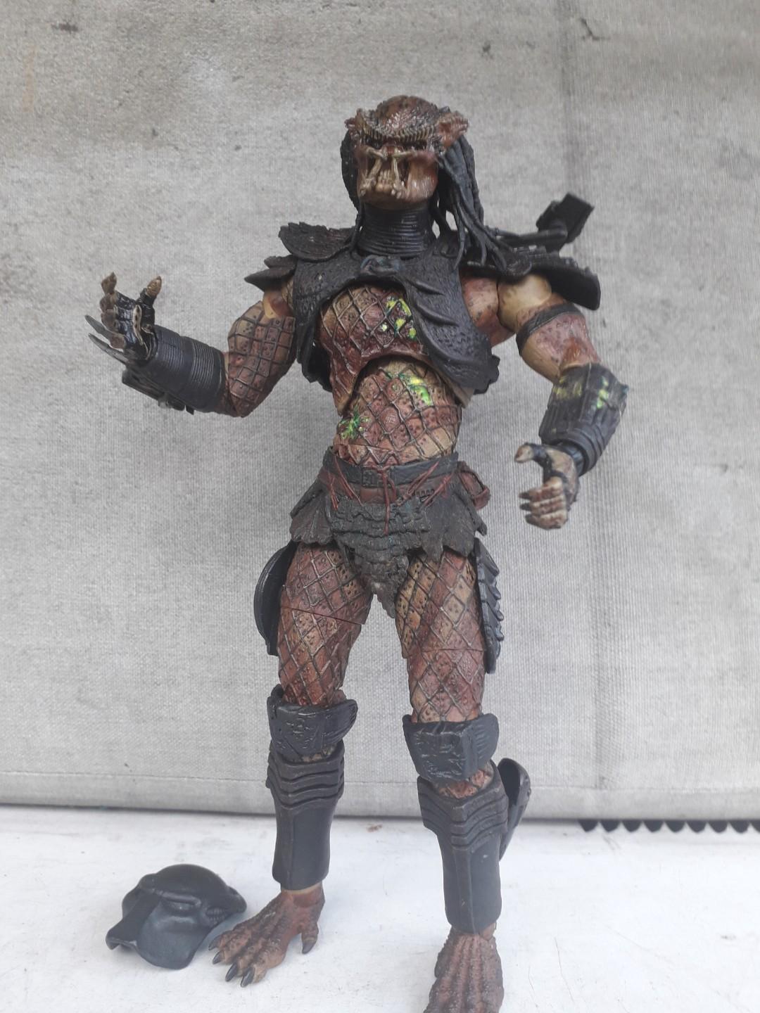 Predator movie mcfarlane (Category: Figurines & Statues) located in Makati City. Submitted by flash20 (Listing ID 268500899, Image 3). Description: Mcfarlane original release predator movie, removable mask 7inches action figure Missing disc, good condition Meet up BGC taguig.