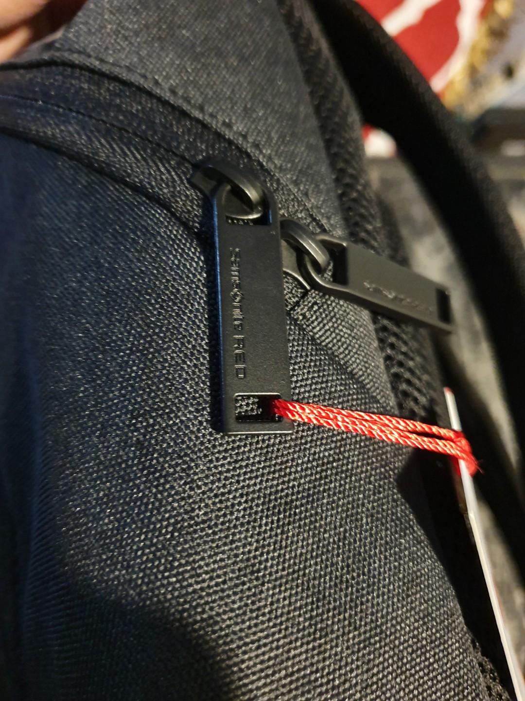 samsonite red dobin backpack