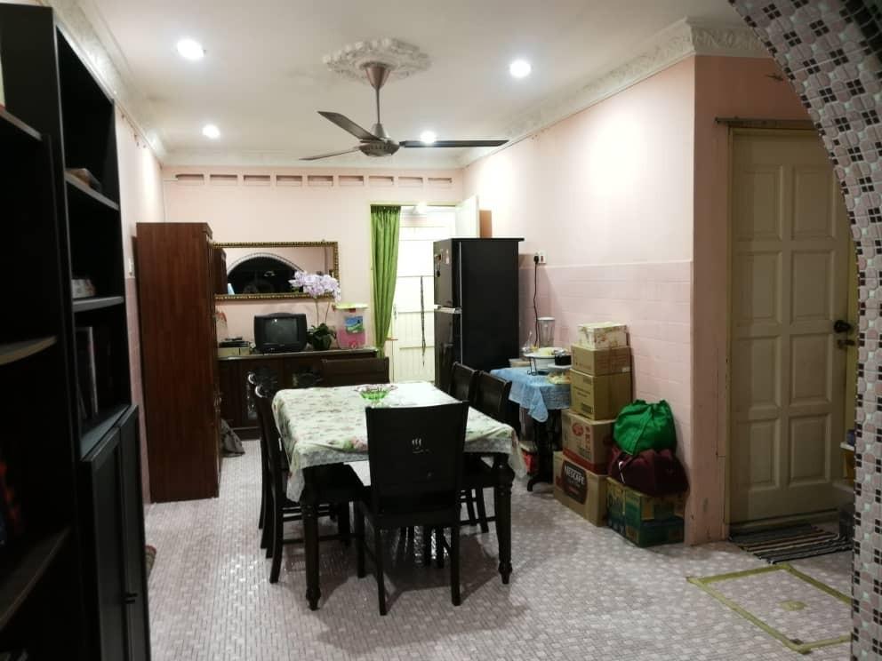 Single storey Bandar Baru Uda Tampoi JB 3beds fully, Property, Rentals
