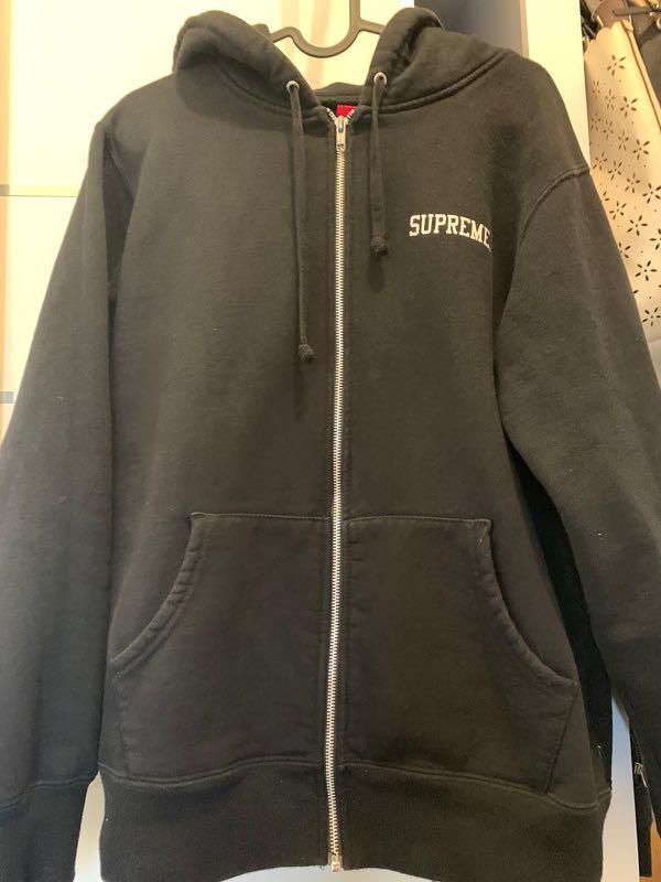 Supreme x Toshio Madea 前田俊夫hoodie, 男裝, 外套及戶外衣服- Carousell