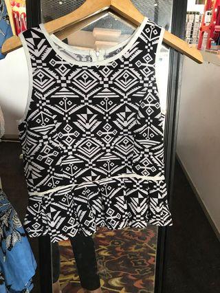 tribal top